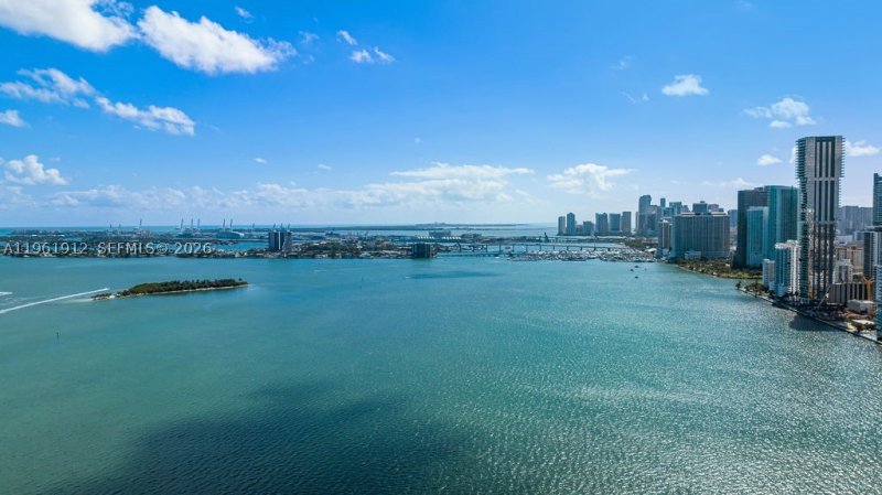 Condo for sale at Paraiso Bay Miami 2205