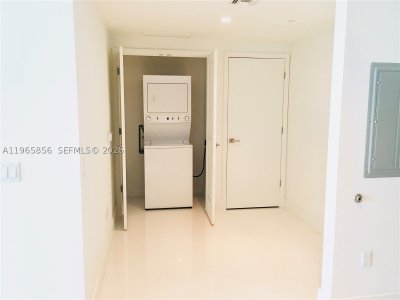 Comprar apartamento en The Bond 2607
