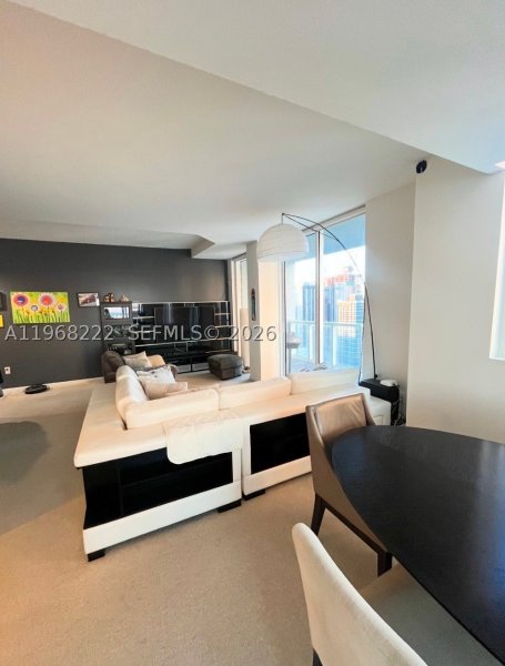 Condo for sale at Vizcayne South Tower 3903