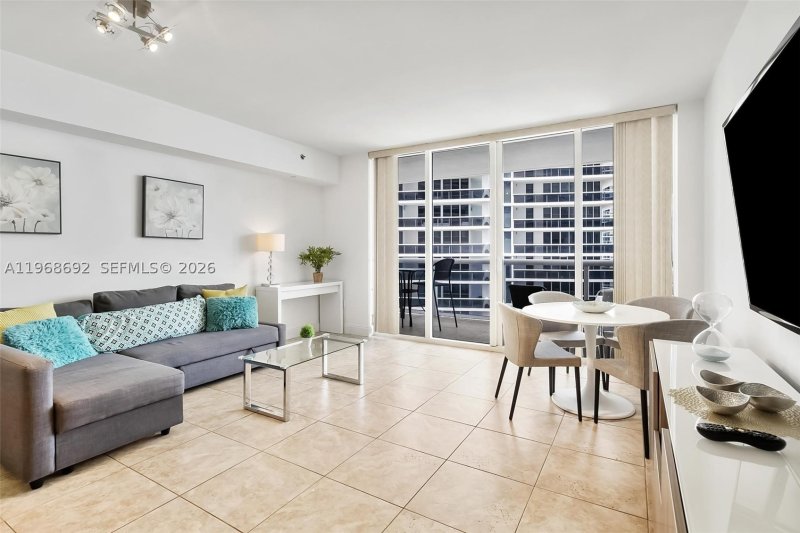 Alquiler de apartamento en Beach Club Two 2409