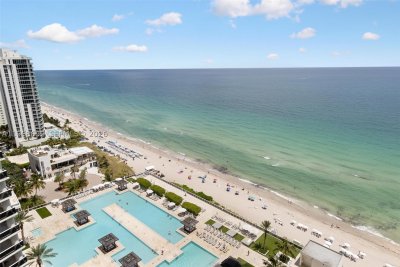 Aluguel de apartamento no Beach Club Two 2409