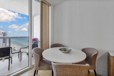 Aluguel de apartamento no Beach Club Two 2409