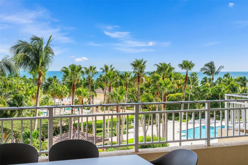 Comprar apartamento en Ocean Tower One 605