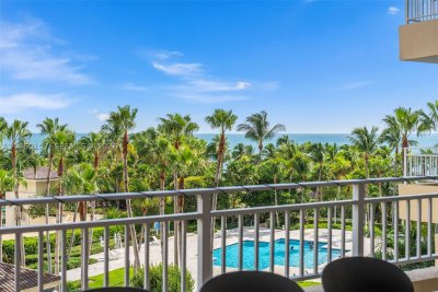 Comprar apartamento no Ocean Tower One 605