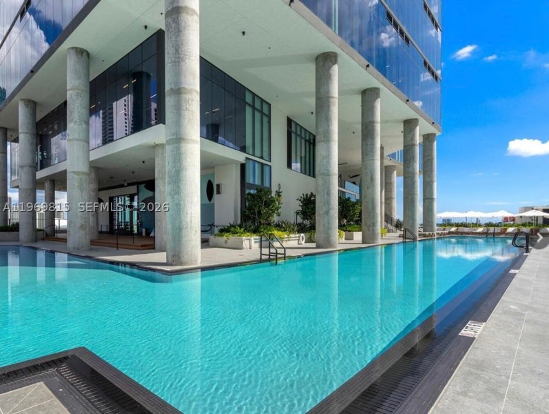 Condo for sale at The Elser Hotel and Residences 3811