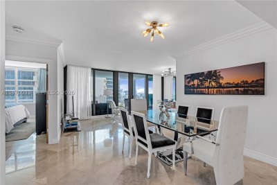 Alquiler de apartamento en 1500 Ocean Drive 704
