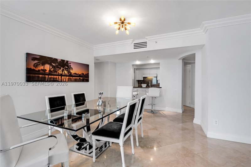 Alquiler de apartamento en 1500 Ocean Drive 704