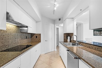 Alquiler de apartamento en 1500 Ocean Drive 704