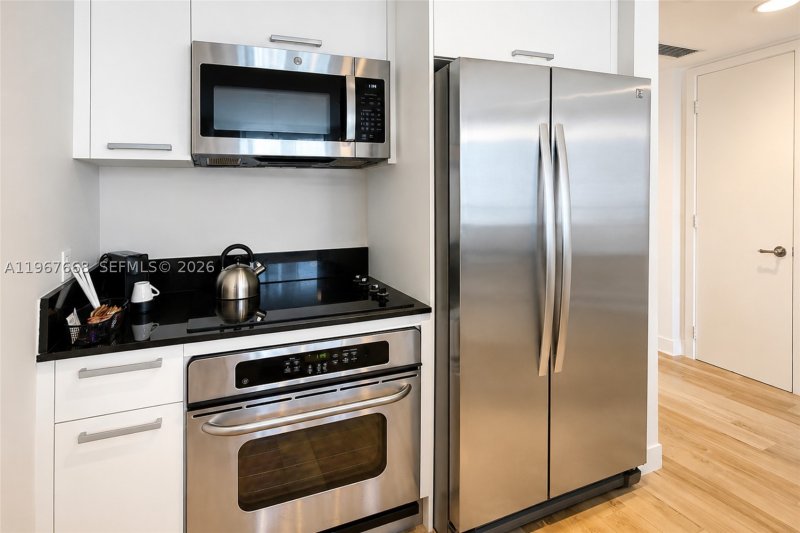 Condo for sale at M Resort Residences 1404