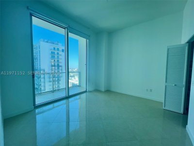 Comprar apartamento en Met 1 PH-3907