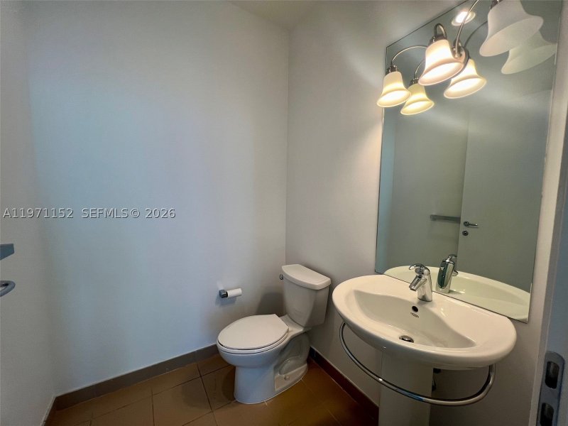 Comprar apartamento en Met 1 PH-3907