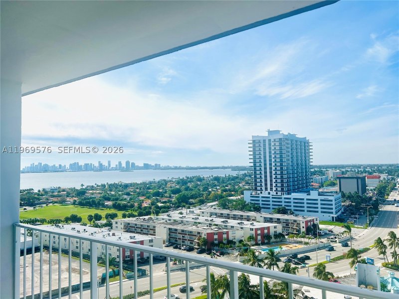 Condo for sale at Kennedy House 16J