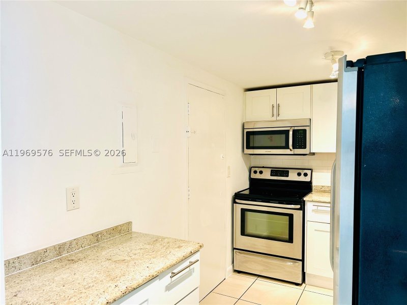Condo for sale at Kennedy House 16J