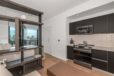 Aluguel de apartamento no The Elser Hotel and Residences 4512