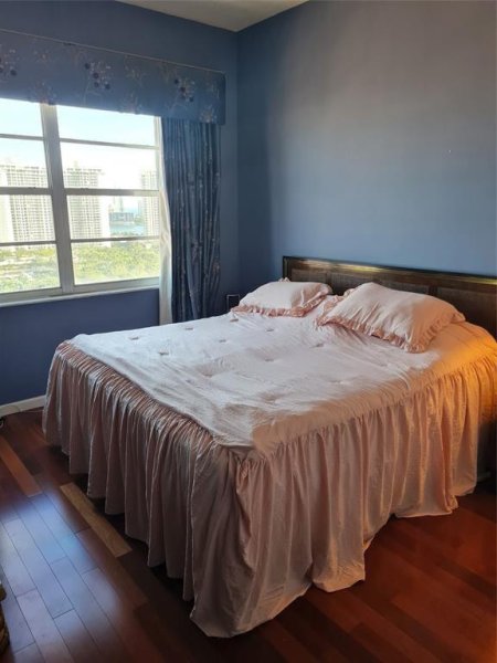Condo for sale at Admirals Port Condos 2203-05