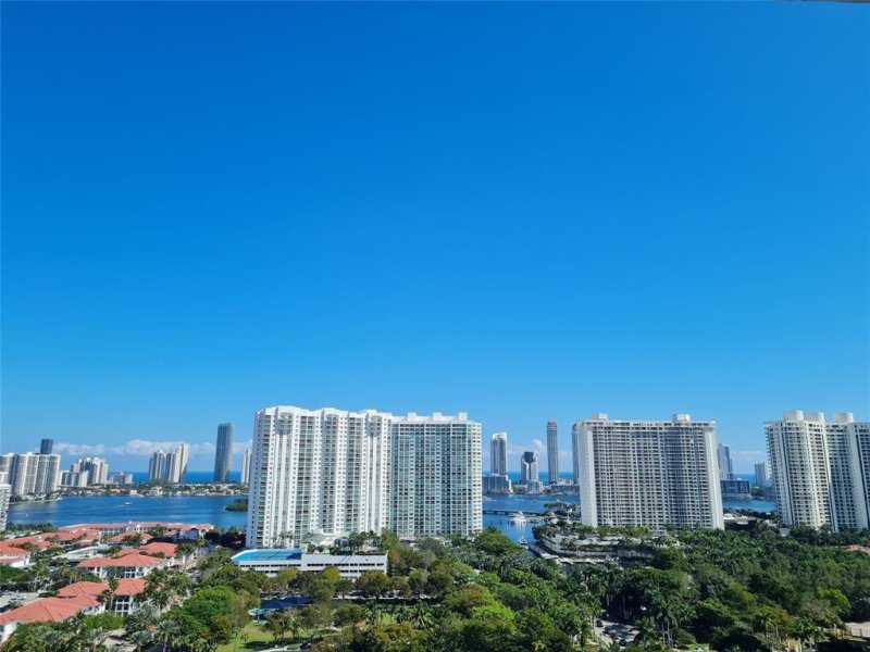 Condo for sale at Admirals Port Condos 2203-05