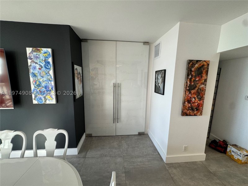 Condo for sale at Turnberry Towers 23C