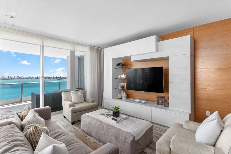 Condo for sale at Jade Brickell 1901
