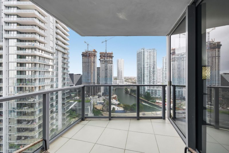 Comprar apartamento en MyBrickell Condo 2601