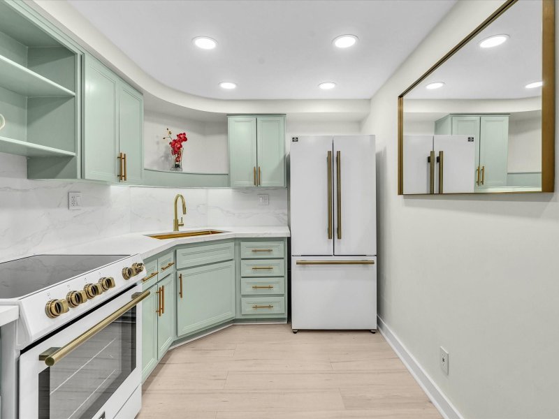 Condo for sale at Coral Ridge Towers East 220