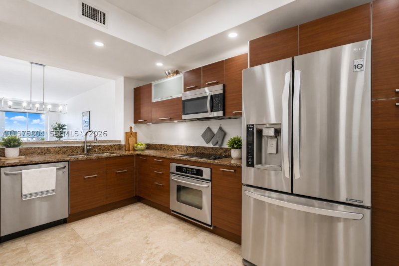 Condo for sale at Aventura Marina II 1212