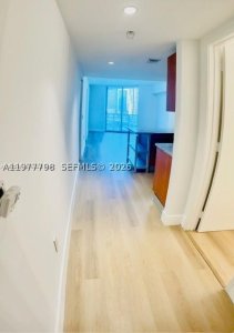 Comprar apartamento no Latitude On The River 1605