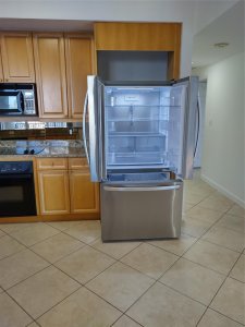 Aluguel de apartamento no Jackson Tower 1005d