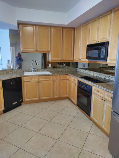 Apartment for rent at Jackson Tower 1005d