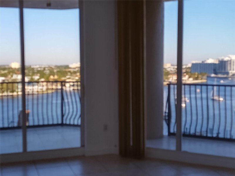 Apartment for rent at Jackson Tower 1005d
