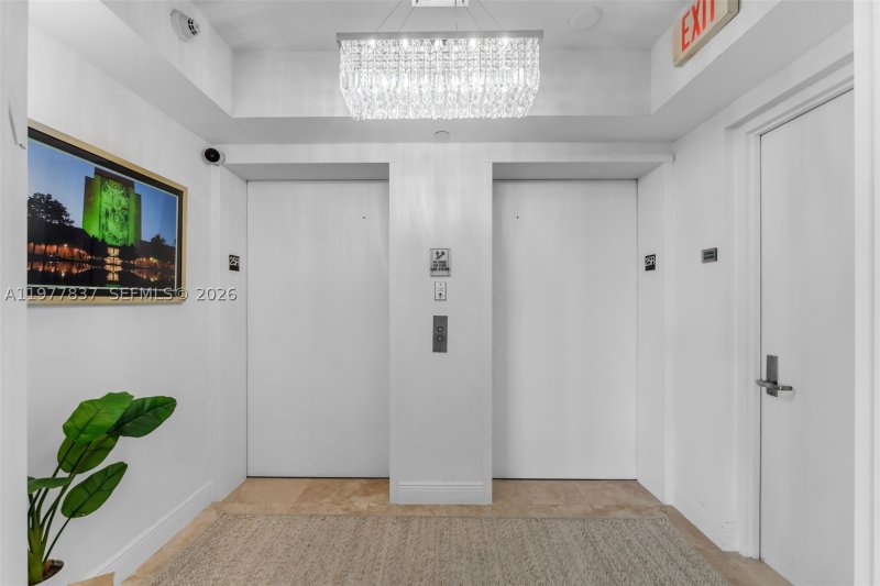 Condo for sale at Las Olas River House 2505