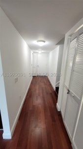 Aluguel de apartamento no Brickell on the River South 709