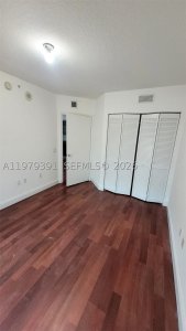 Aluguel de apartamento no Brickell on the River South 709