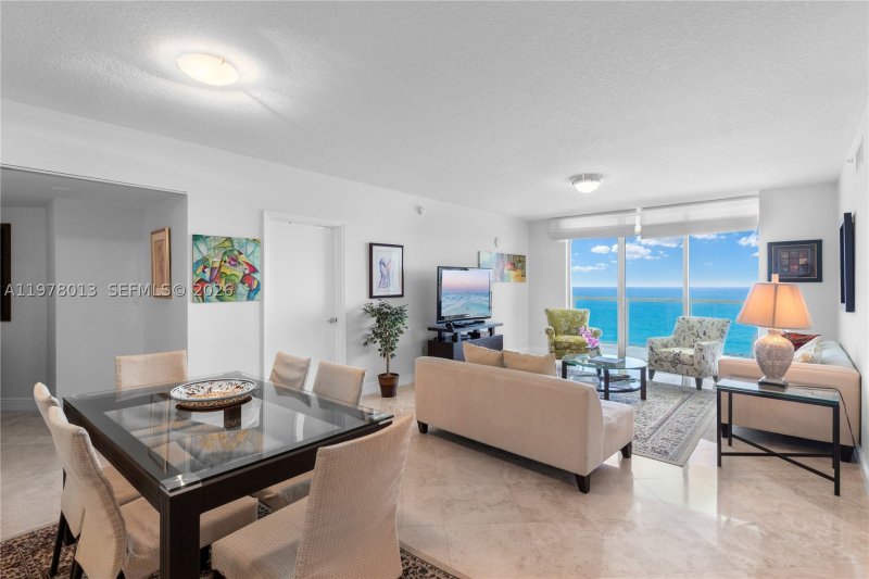 Alquiler de apartamento en La Perla 3803