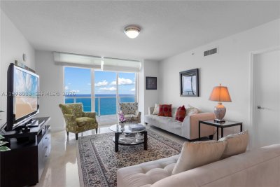 Alquiler de apartamento en La Perla 3803