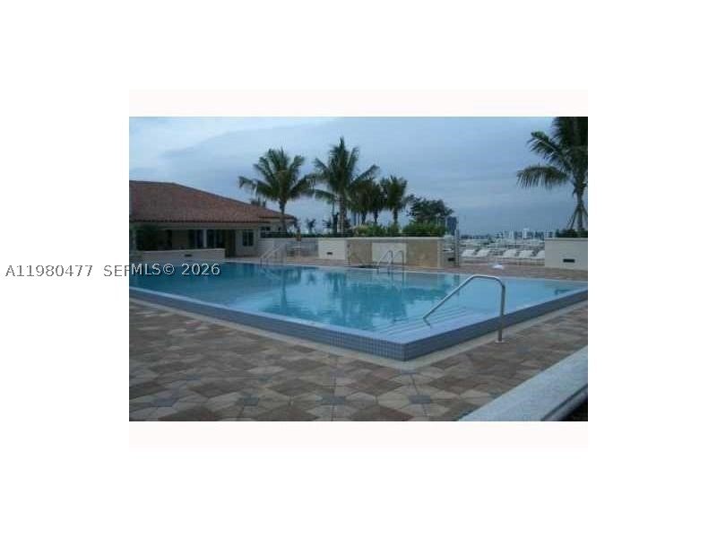 Condo for sale at Turnberry Village South 806