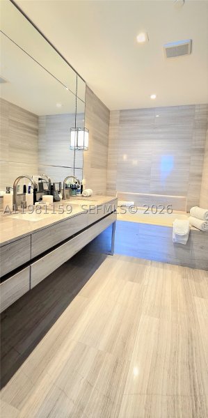 Condo for sale at Residences by Armani / Casa 2504