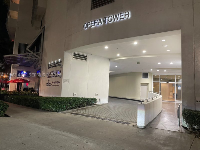 Condo for sale at Opera Tower 2814