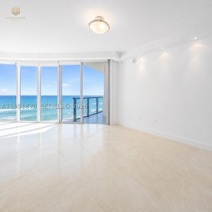 Comprar apartamento no Jade Beach 1204