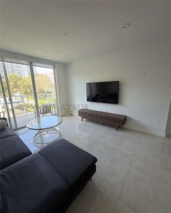 Aluguel de apartamento no Admirals Port Condos 212E
