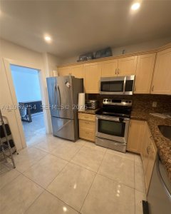 Aluguel de apartamento no Admirals Port Condos 212E