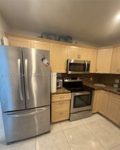 Aluguel de apartamento no Admirals Port Condos 212E