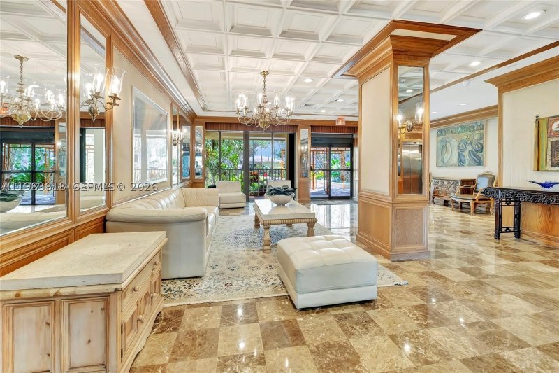 Condo for sale at Jockey Club 8F
