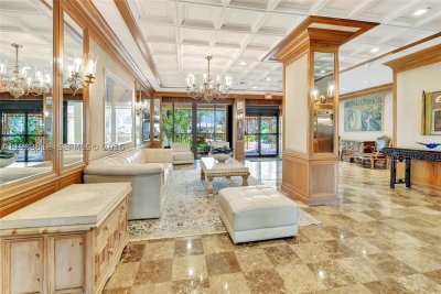 Jockey Club Apt #8F