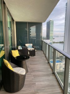 Alquiler de apartamento en Icon Bay 2807