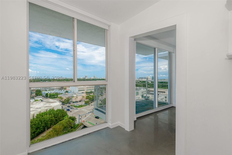 Condo for sale at West Bay Plaza PH-07