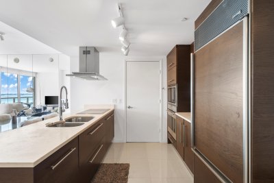 Comprar apartamento no Icon Brickell Tower II 811