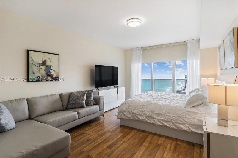 Apartment for rent at Beach Club Two 4706