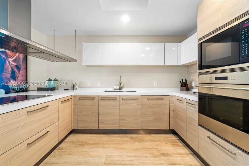 Condo for sale at Marina Palms Yacht Club 2305