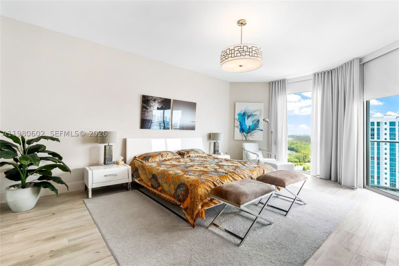 Condo for sale at Marina Palms Yacht Club 2305