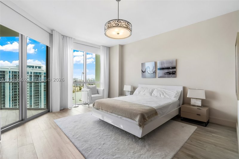 Condo for sale at Marina Palms Yacht Club 2305